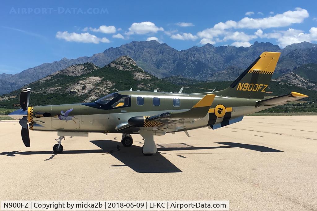 N900FZ, 2016 Socata TBM-700 C/N 1108, Parked