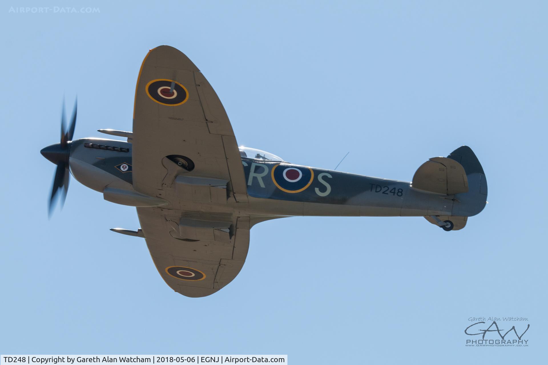 TD248, 1945 Supermarine 361 Spitfire LF.XVIe C/N CBAF.IX.4262, Takeoff Runway 08 Humberside