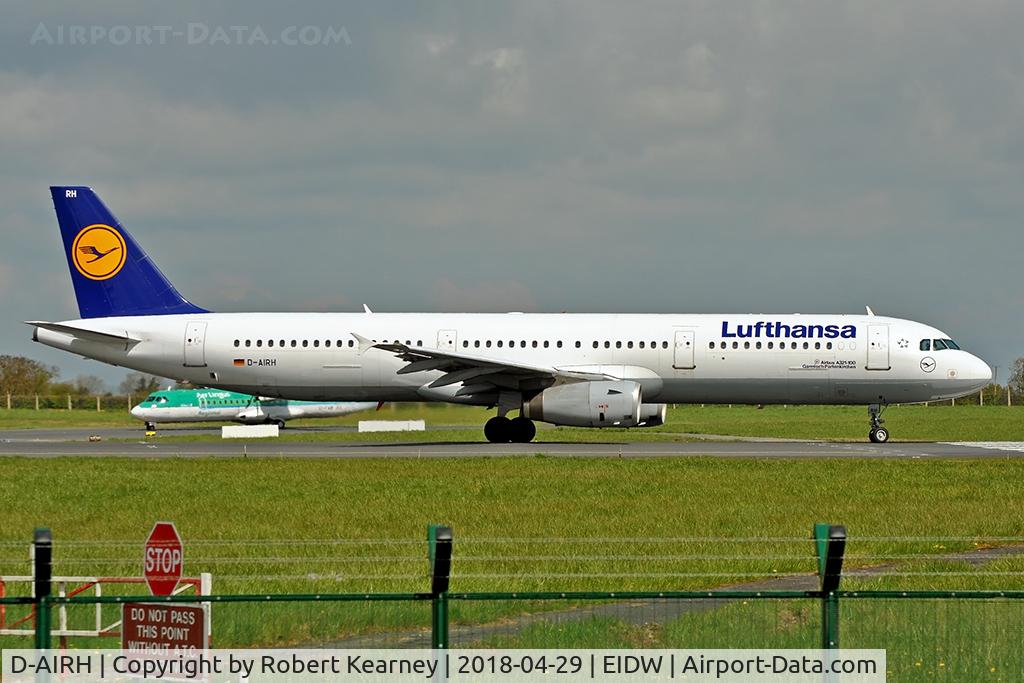 D-AIRH, 1993 Airbus A321-131 C/N 0412, Lining up r/w 10