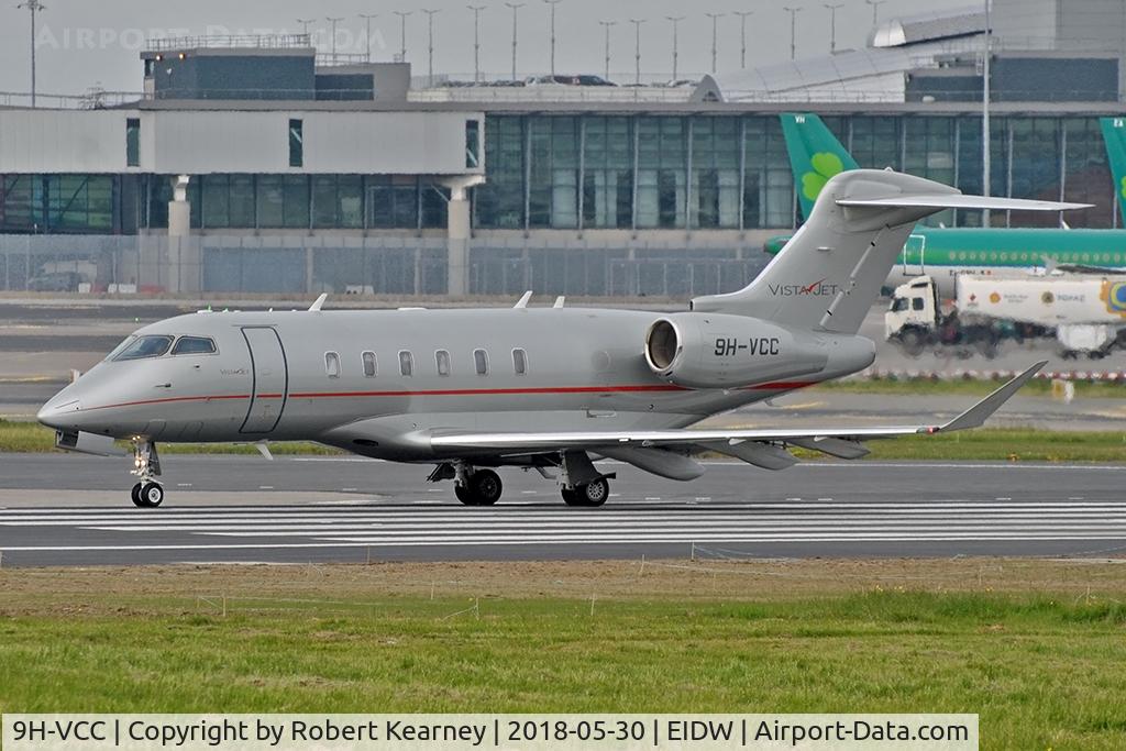 9H-VCC, 2015 Bombardier Challenger 350 (BD-100-1A10) C/N 20535, Lining up r/w 28