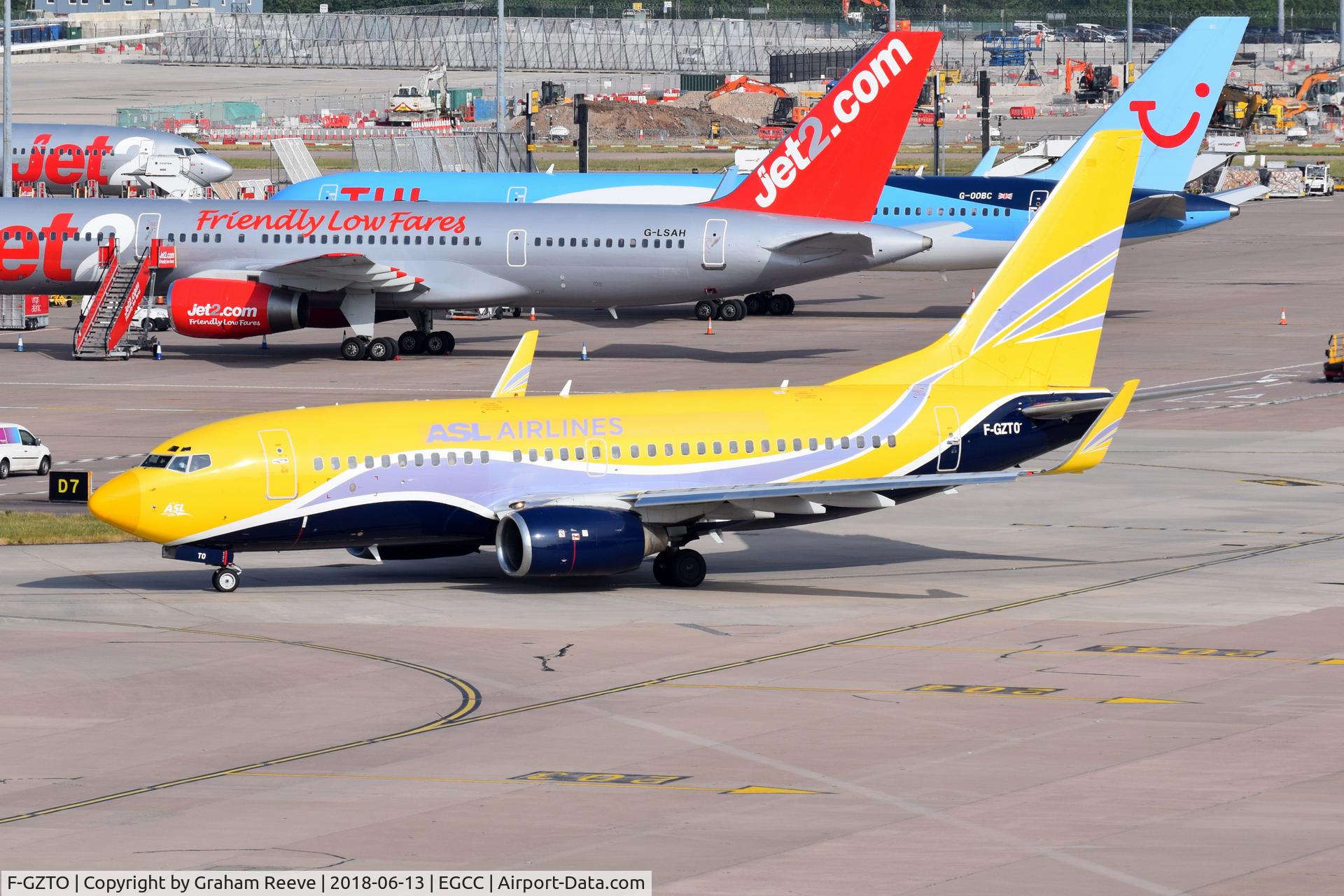 F-GZTO, 1999 Boeing 737-73S C/N 29081, Departing from Manchester.
