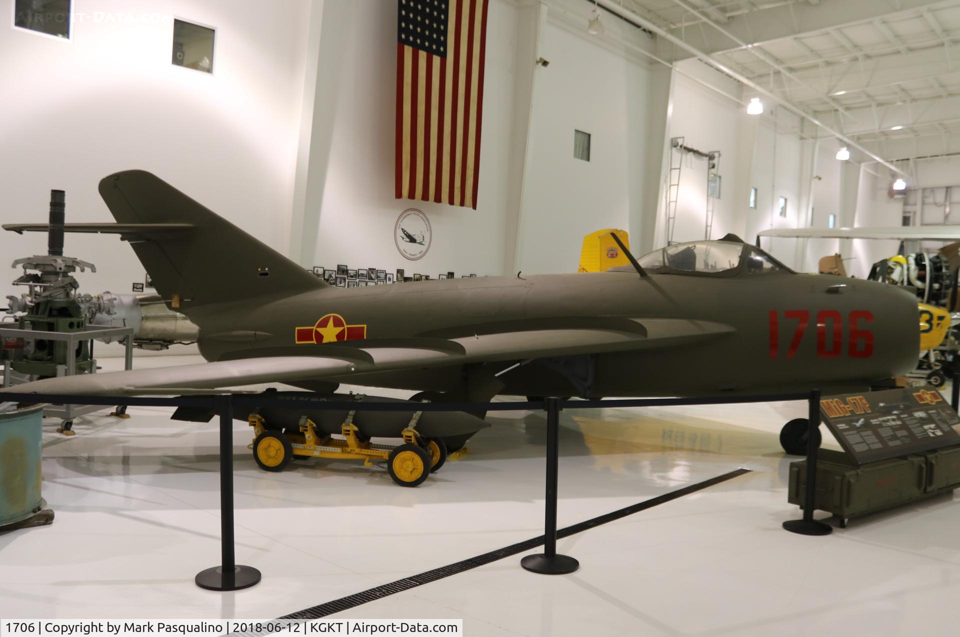 1706, 1959 PZL-Mielec Lim-5 (MiG-17F) C/N 1C1706, PZL-Mielec Lim-5
