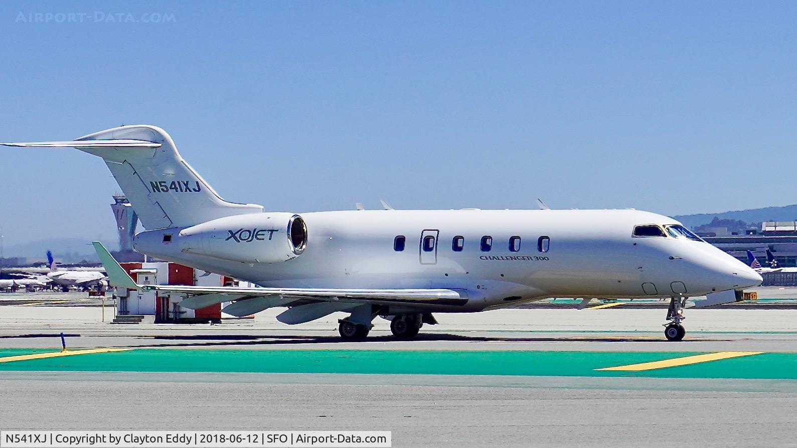 N541XJ, 2008 Bombardier Challenger 300 (BD-100-1A10) C/N 20239, SFO 2018.