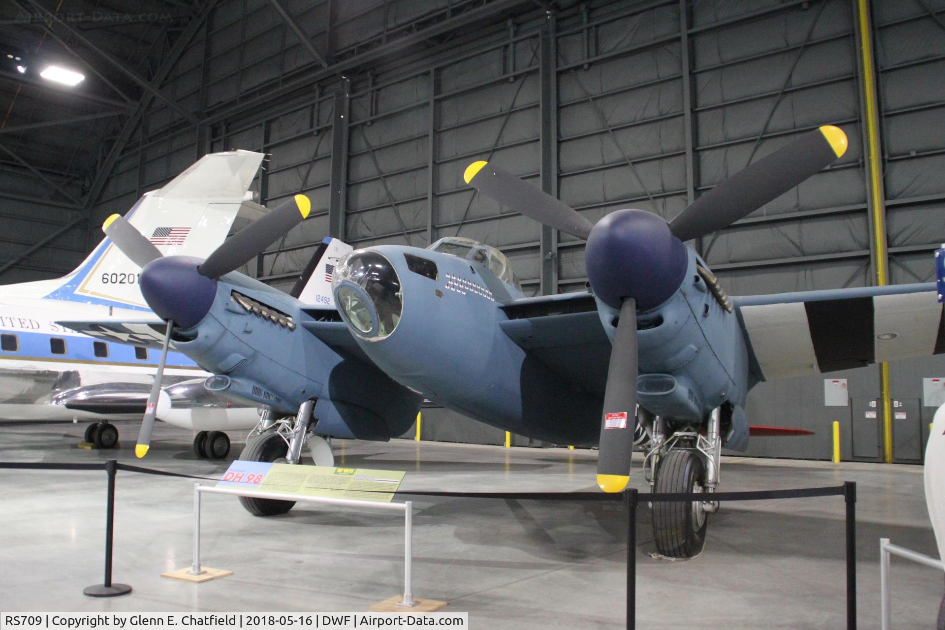 RS709, 1946 De Havilland DH-98 Mosquito B Mk.35 C/N Not found, Temporarily relocated during the celebration of the restoration of the Memphis Belle at the Air Force Museum