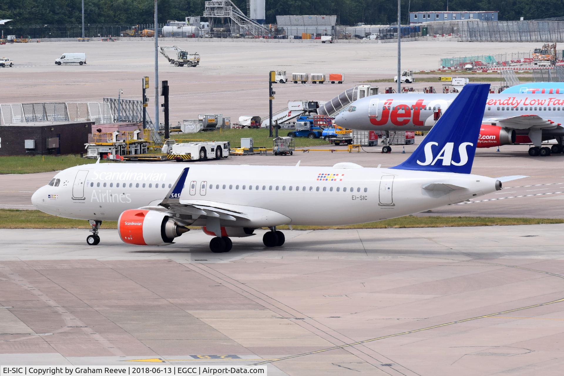 EI-SIC, 2017 Airbus A320-251N C/N 7979, Departing from Manchester.