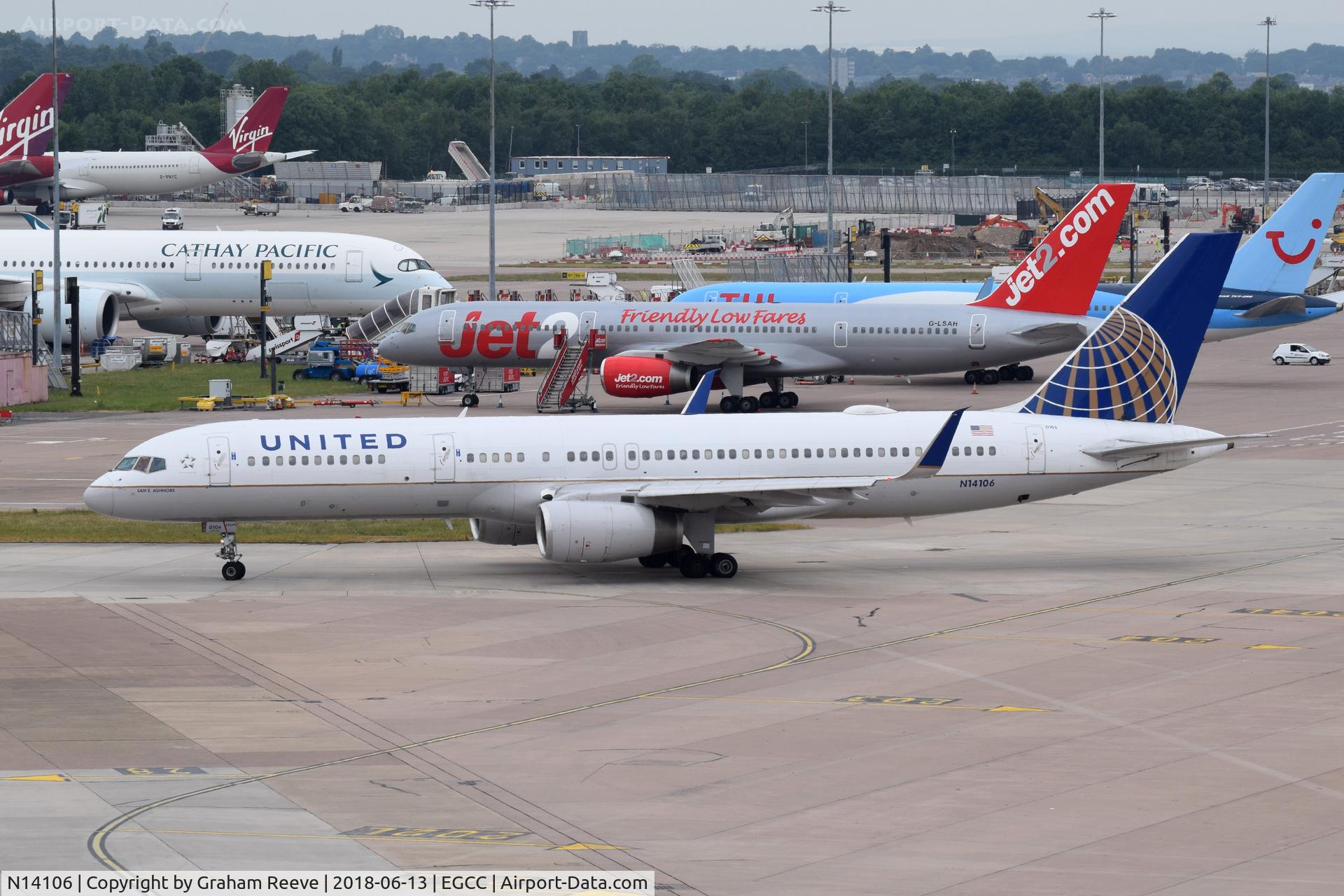 N14106, 1994 Boeing 757-224 C/N 27296, Departing from Manchester.