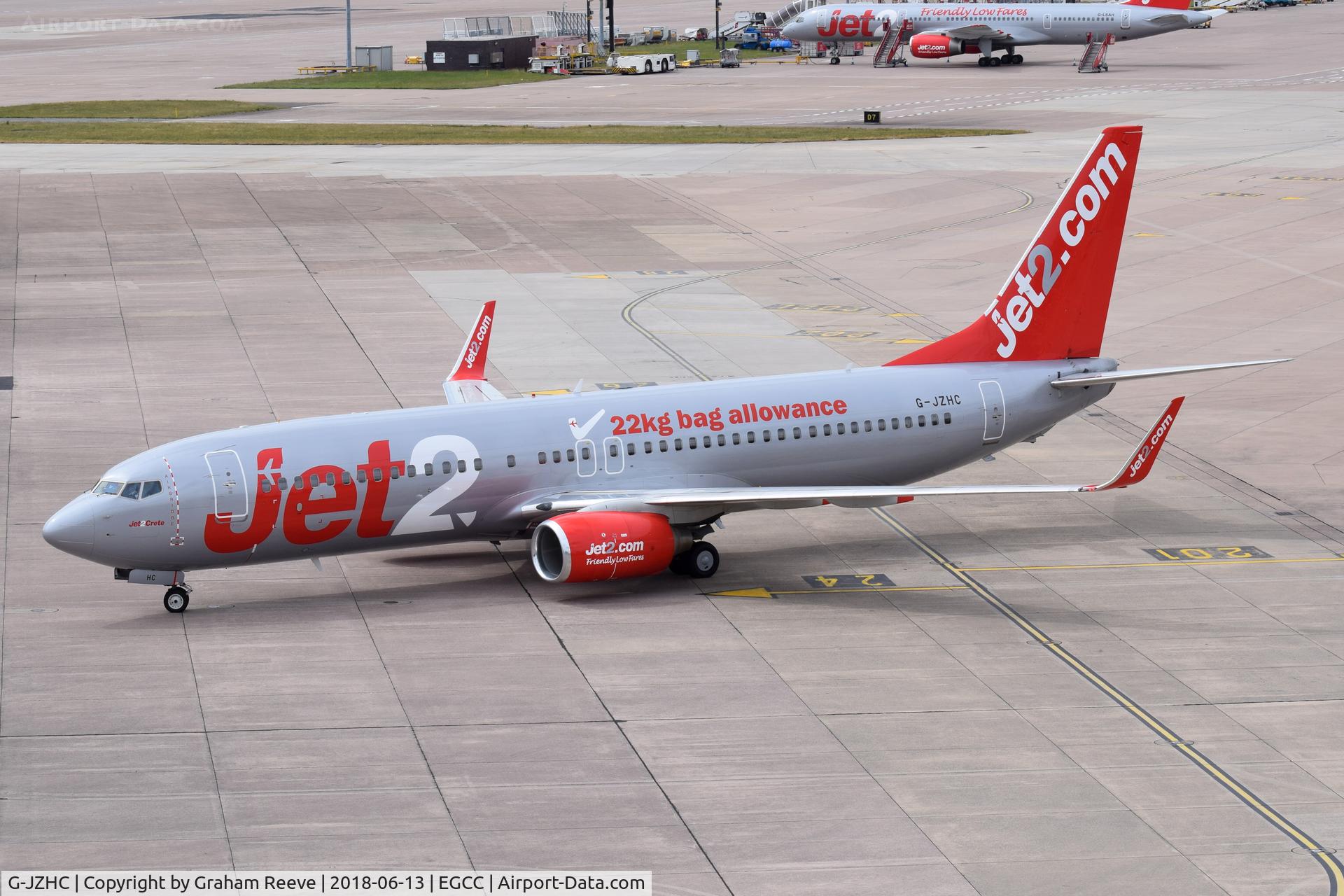 G-JZHC, 2000 Boeing 737-8K5 C/N 30593, Just landed at Manchester.