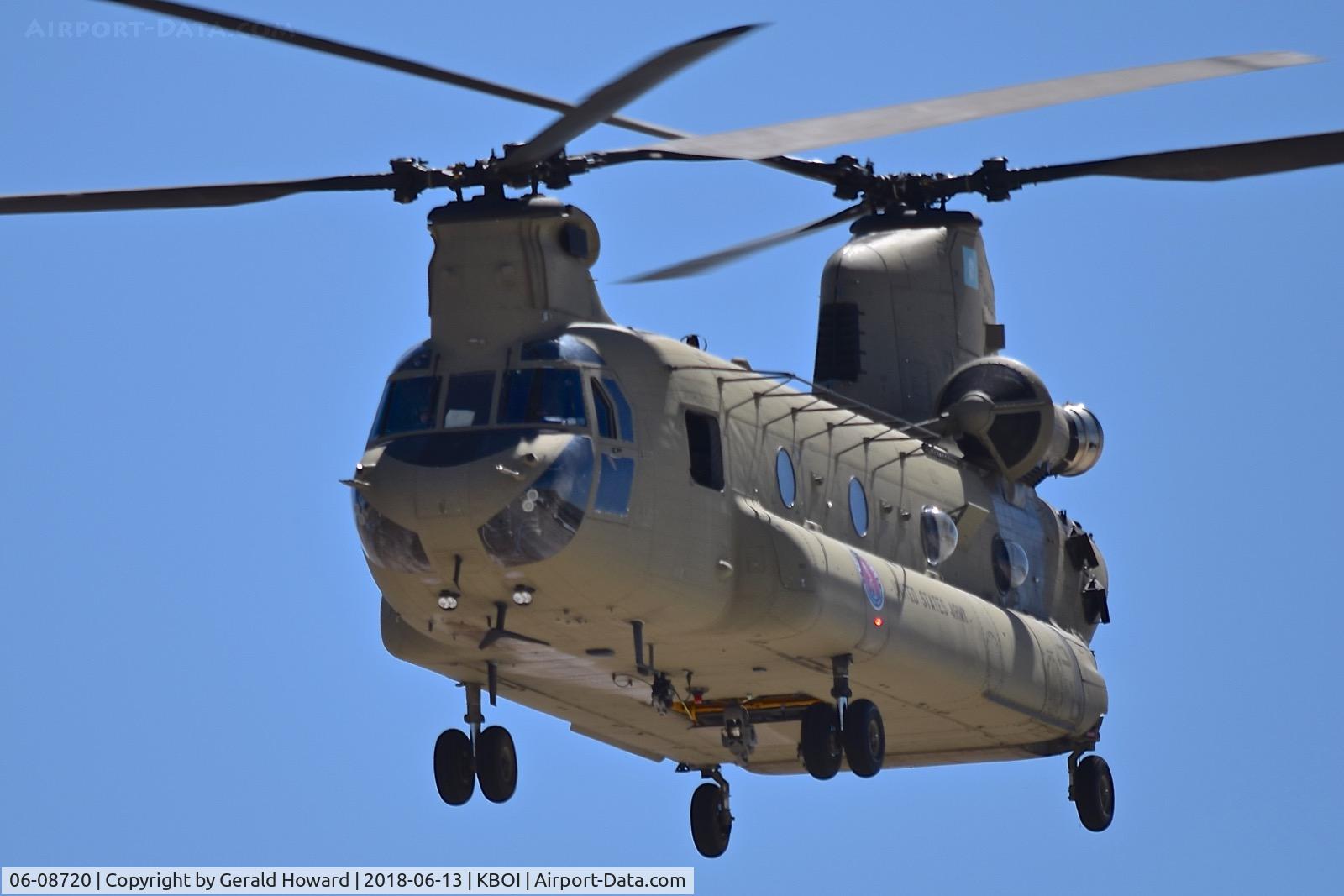 06-08720, 2006 Boeing CH-47F Chinook C/N M8720, Washington Army National Guard.