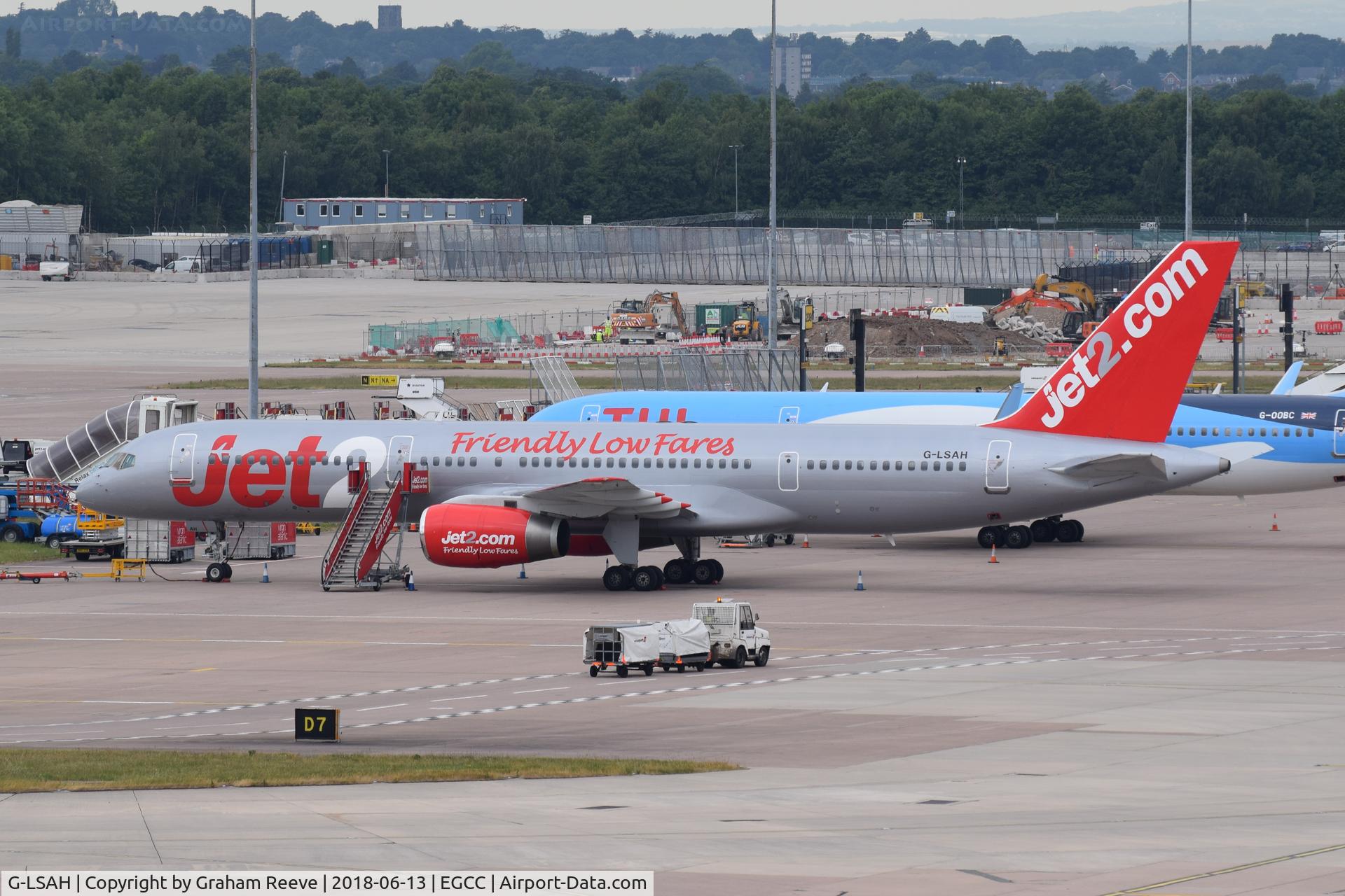 G-LSAH, 1987 Boeing 757-21B C/N 24015, Parked at Manchester.