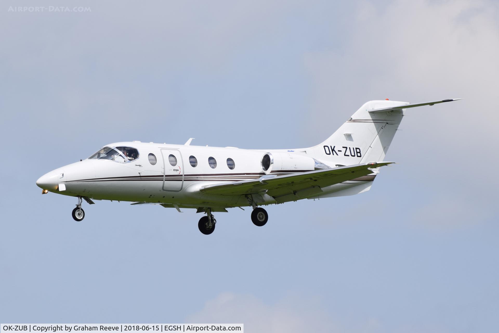 OK-ZUB, 2009 Raytheon Hawker 400XP C/N RK-552, Landing at Norwich.