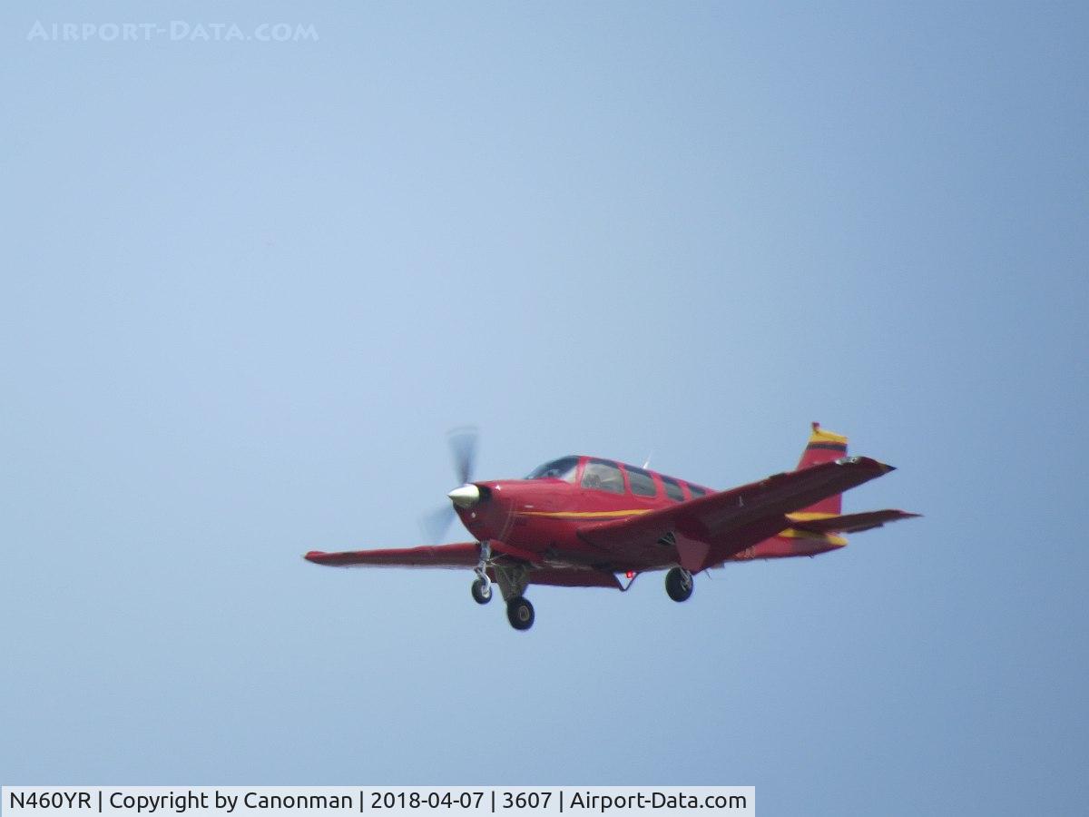 N460YR, Hawker Beechcraft Corp G36 Bonanza C/N E-3890, Landing