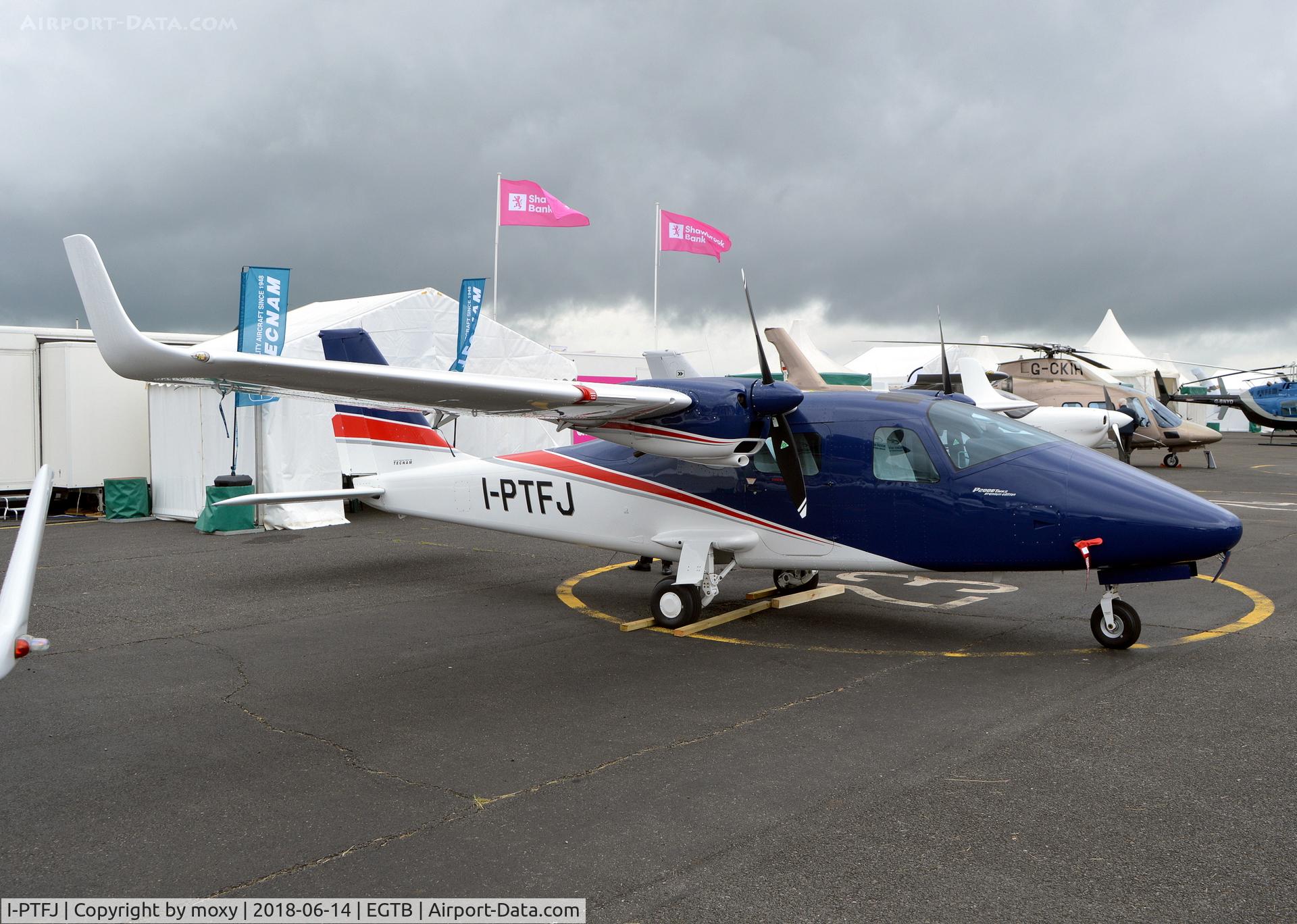I-PTFJ, Tecnam P-2006T C/N Unknown, Tecnam P2006T at Wycombe Air Park.