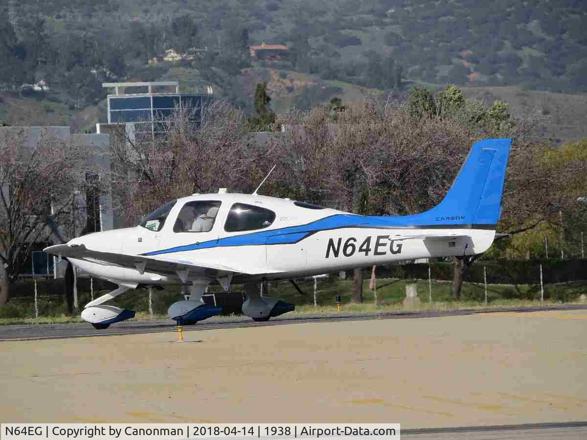 N64EG, 2014 Cirrus SR22T C/N 0793, Holding short