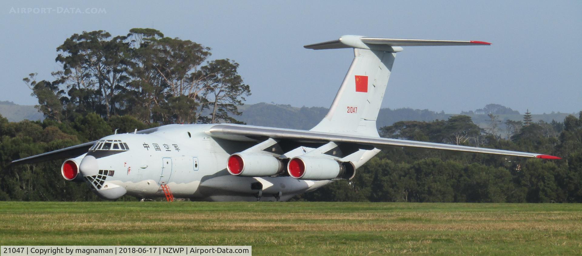 21047, 1993 Ilyushin IL-76MD C/N 1033417550, nice Chinese Russian - does that make it Mongolian?