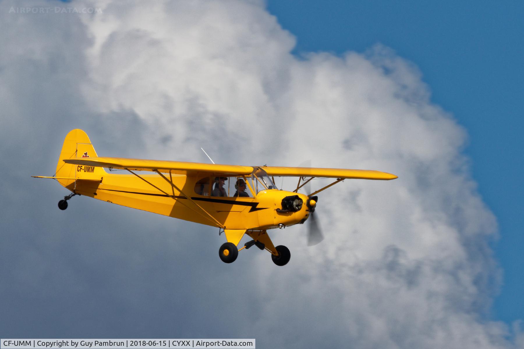 CF-UMM, 1941 Piper J3C-65 Cub Cub C/N 6411, Landing