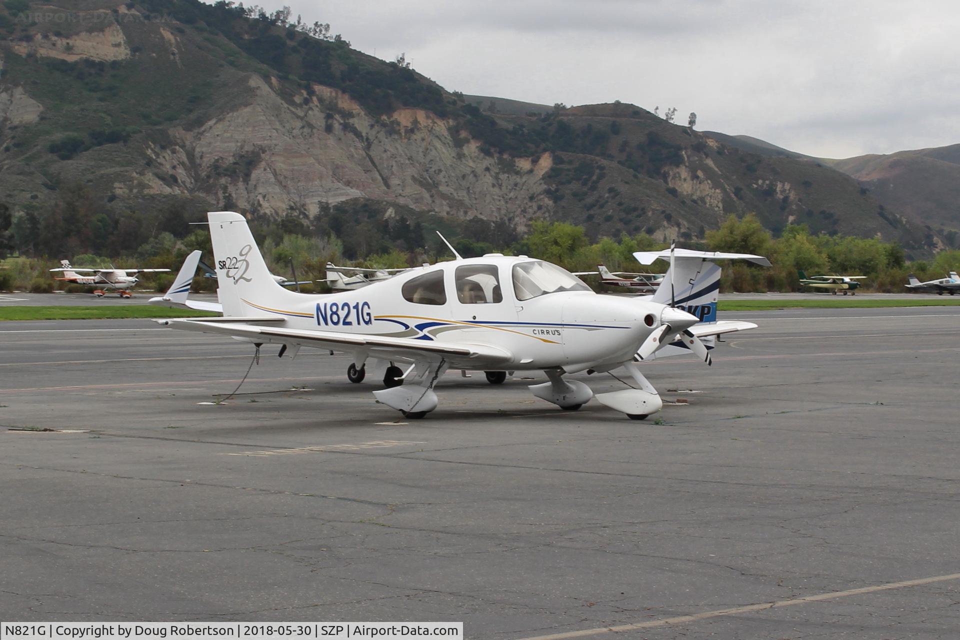 N821G, 2005 Cirrus SR22 G2 C/N 1471, 2005 CIRRUS SR22 G2, Continental IO-550 300 Hp, on Transient Ramp