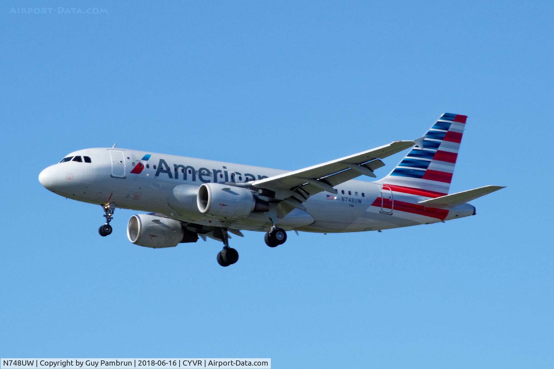 N748UW, 2000 Airbus A319-112 C/N 1311, Landing on 26R