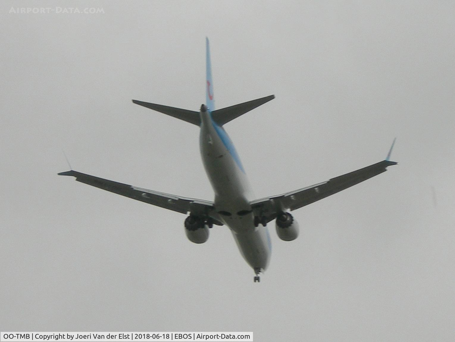 OO-TMB, 2018 Boeing 737-8 MAX C/N 44591, Moments before touchdown rwy 26