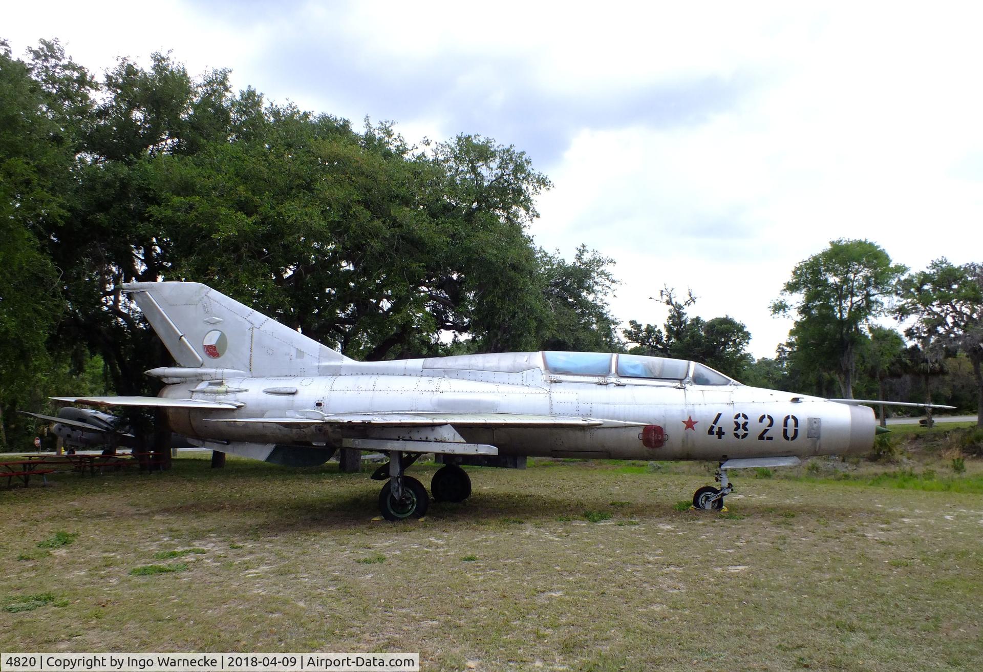 4820, Mikoyan-Gurevich MiG-21U C/N Y1001, Mikoyan i Gurevich MiG-21U MONGOL-A at the VAC Warbird Museum, Titusville FL
