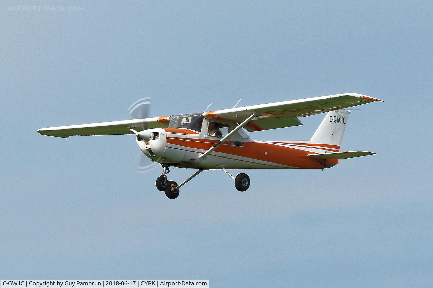 C-GWJC, 1972 Cessna 150L C/N 15072688, Landing