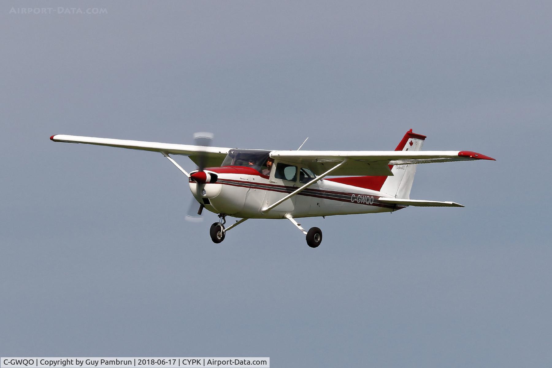 C-GWQO, 1975 Cessna 172M C/N 17264404, Landing