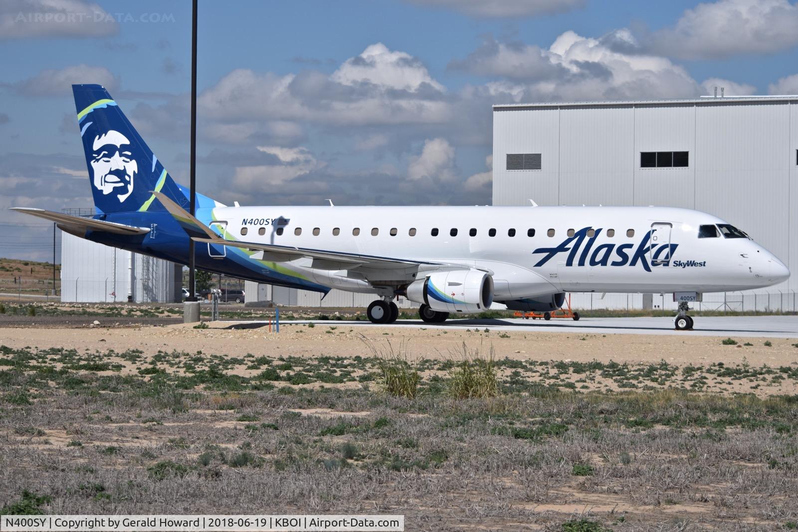 N400SY, 2018 Embraer 175LR (ERJ-170-200LR) C/N 17000732, On the Skywest maintenance pad for checks before going into service. Just out of the factory this month.