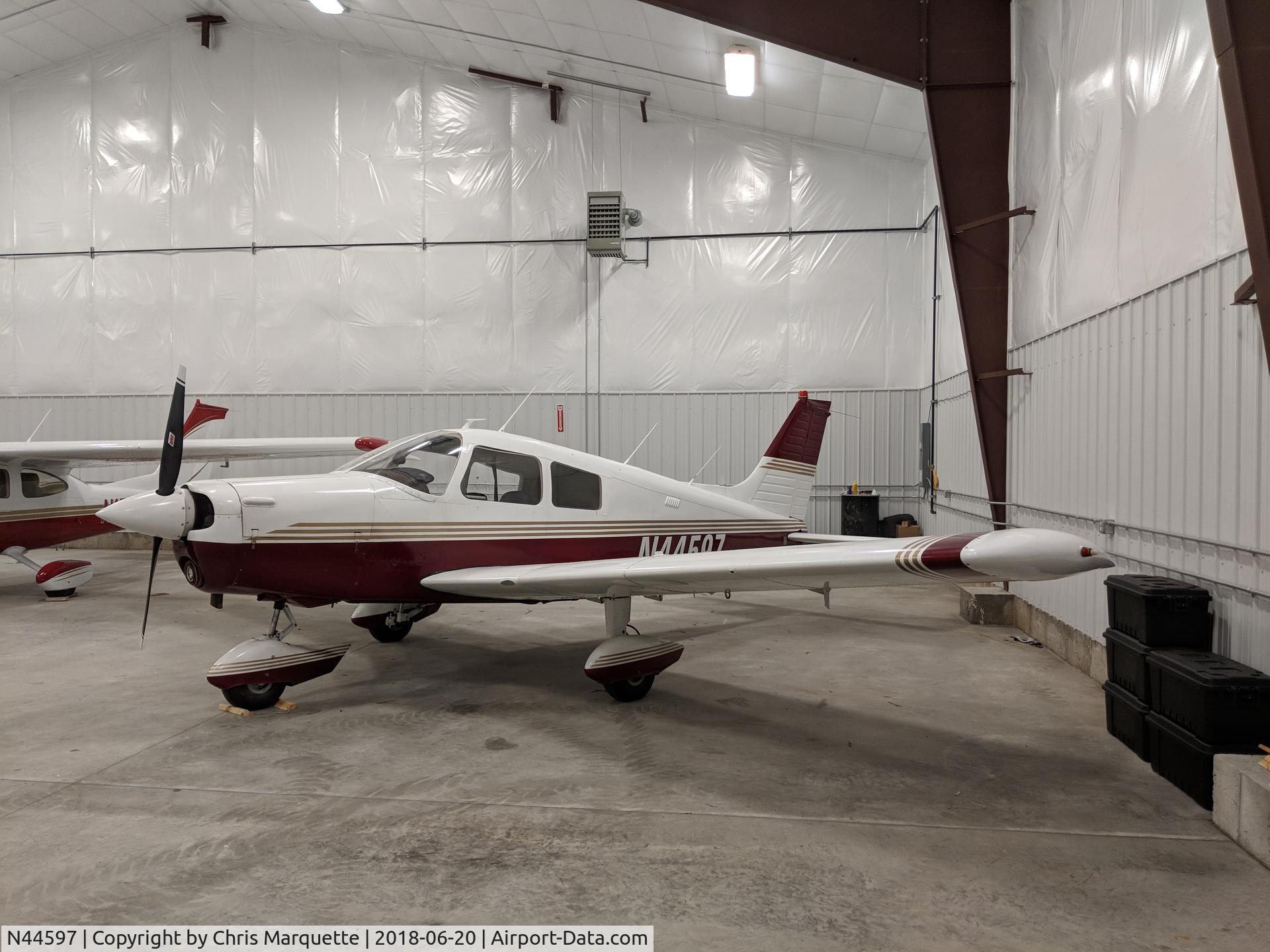 N44597, 1974 Piper PA-28-140 C/N 28-7525001, KTOB Dodge Center