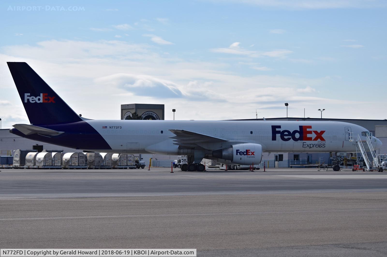 N772FD, 1990 Boeing 757-222F C/N 24840, Parked on the Fed Ex ramp.