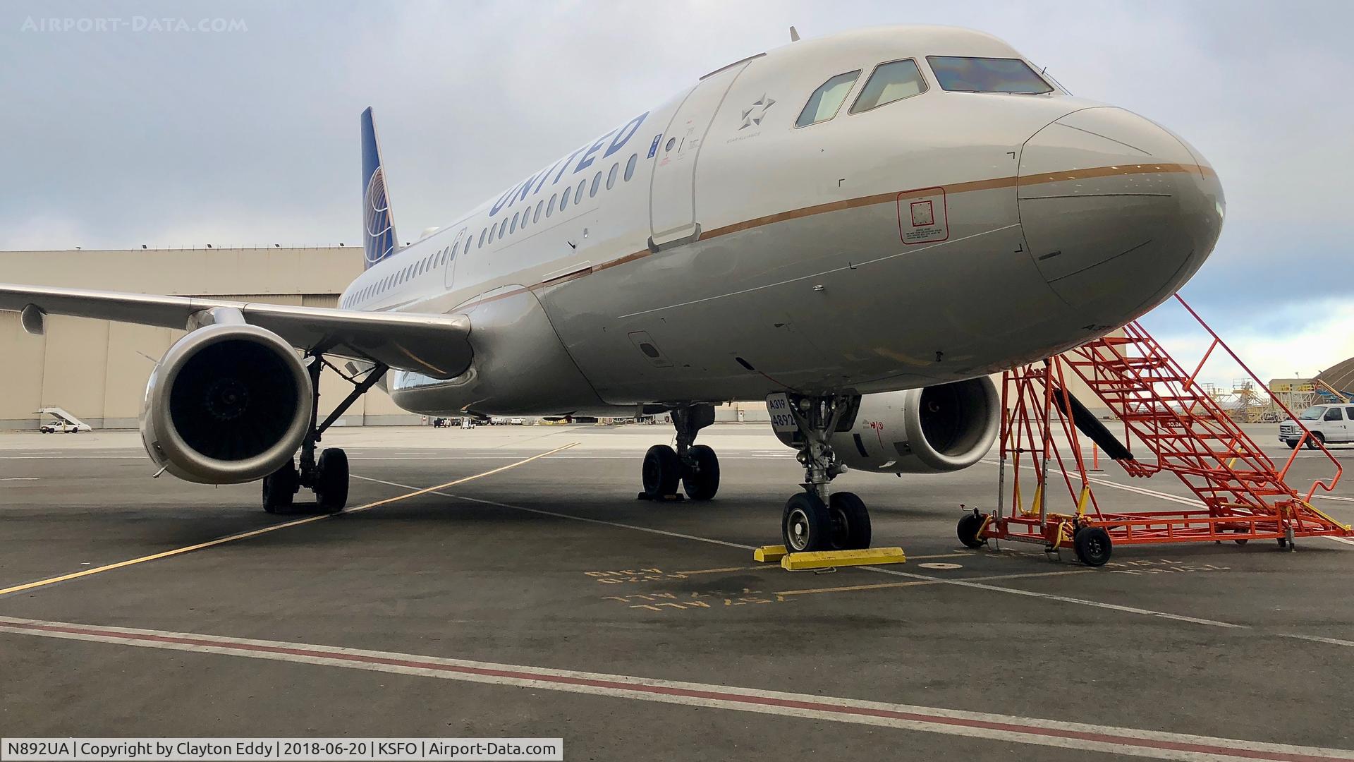 N892UA, 2006 Airbus A319-132 C/N 2940, SFO 2018.