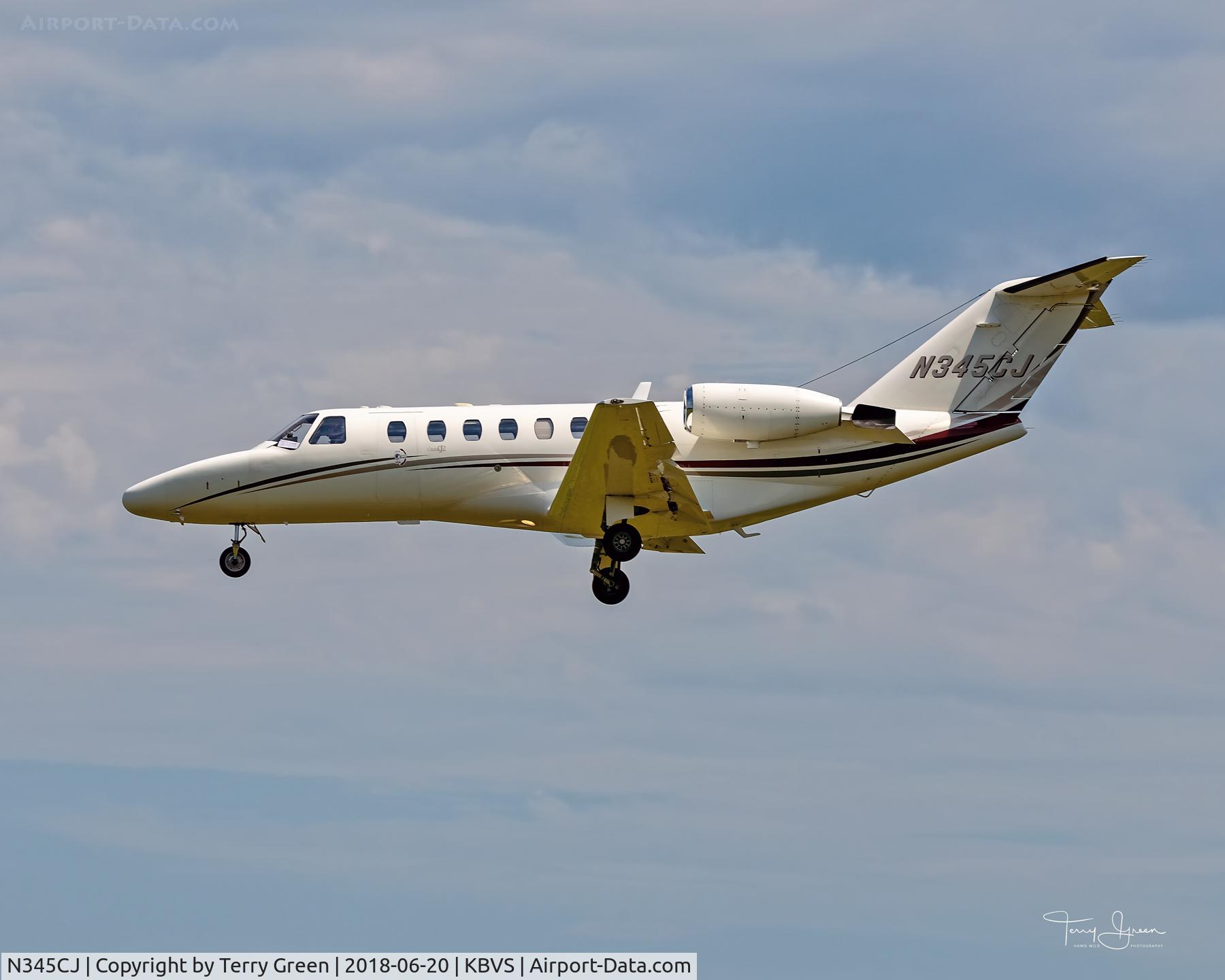 N345CJ, 2002 Cessna 525A CitationJet CJ2 C/N 525A-0136, KBVS