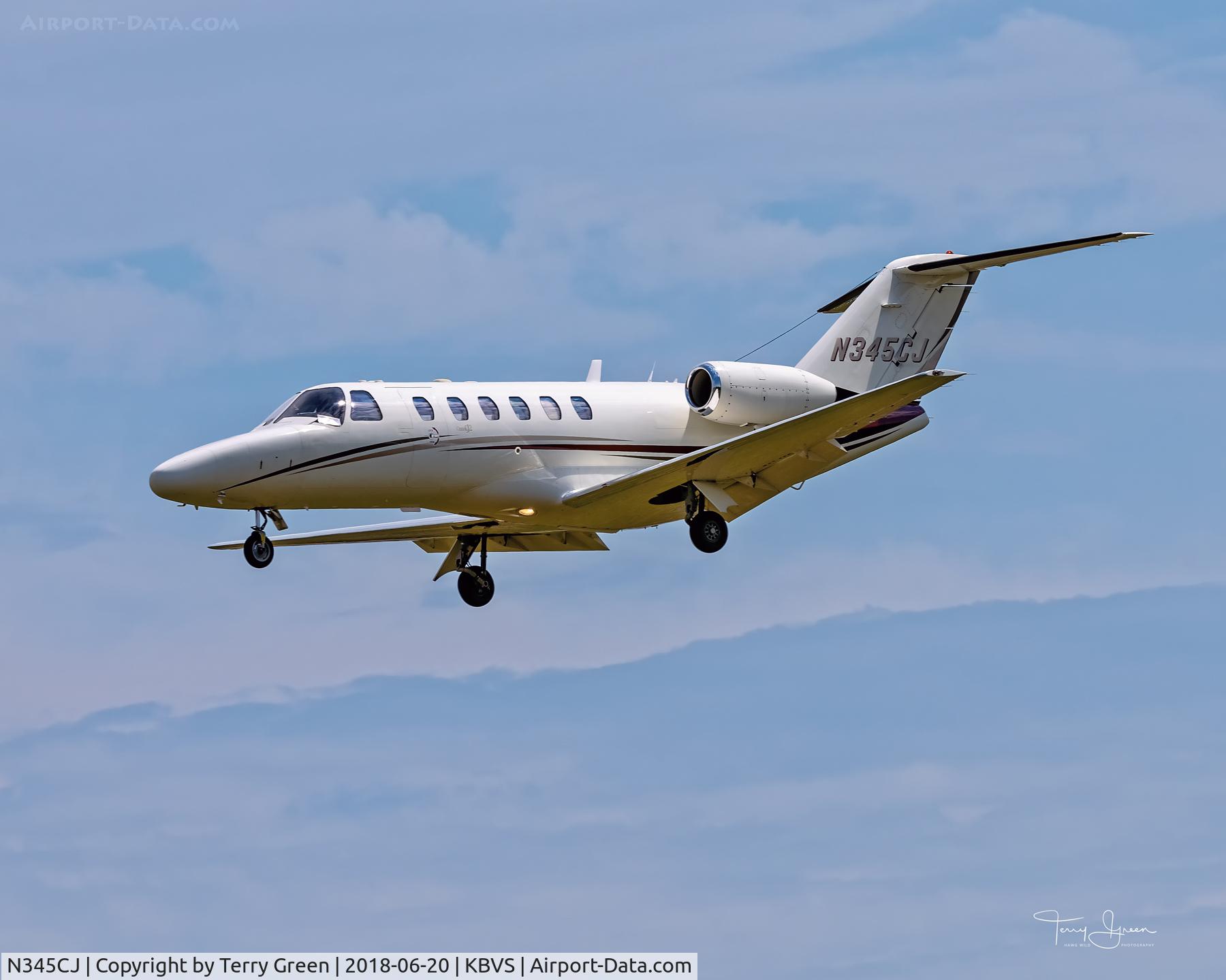 N345CJ, 2002 Cessna 525A CitationJet CJ2 C/N 525A-0136, KBVS