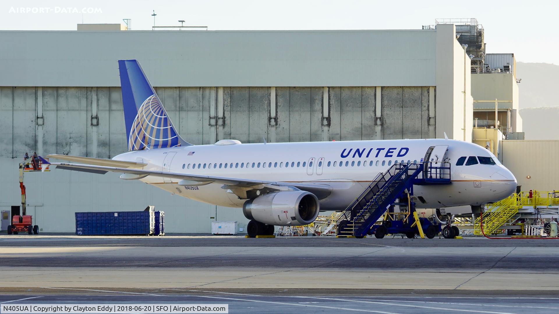 N405UA, 1993 Airbus A320-232 C/N 452, SFO 2018.