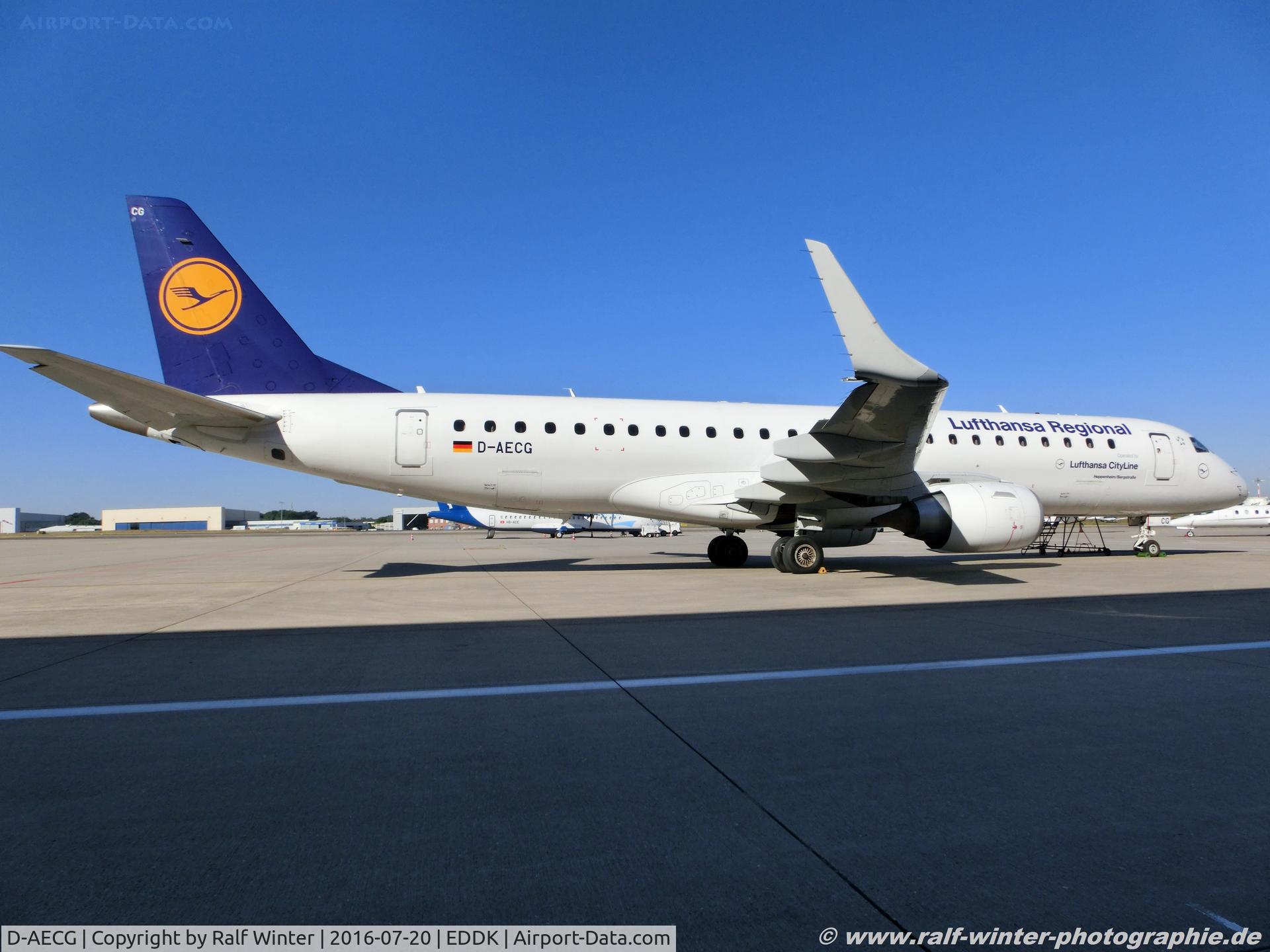 D-AECG, 2010 Embraer 190LR (ERJ-190-100LR) C/N 19000368, Embraer ERJ-190AR - CL CLH Lufthansa Cityline 'Kronberg/Taunus' - 19000368 - D-AECG - 20.07.2016 - CGN