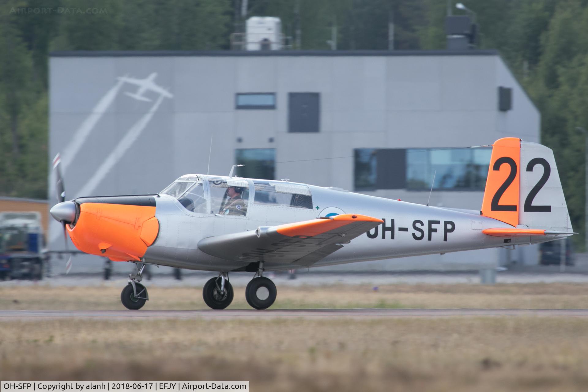 OH-SFP, 1960 Saab 91D Safir C/N 91-410, Landing after displaying (with three others) at the 100th Anniversary of the Finnish Air Force airshow