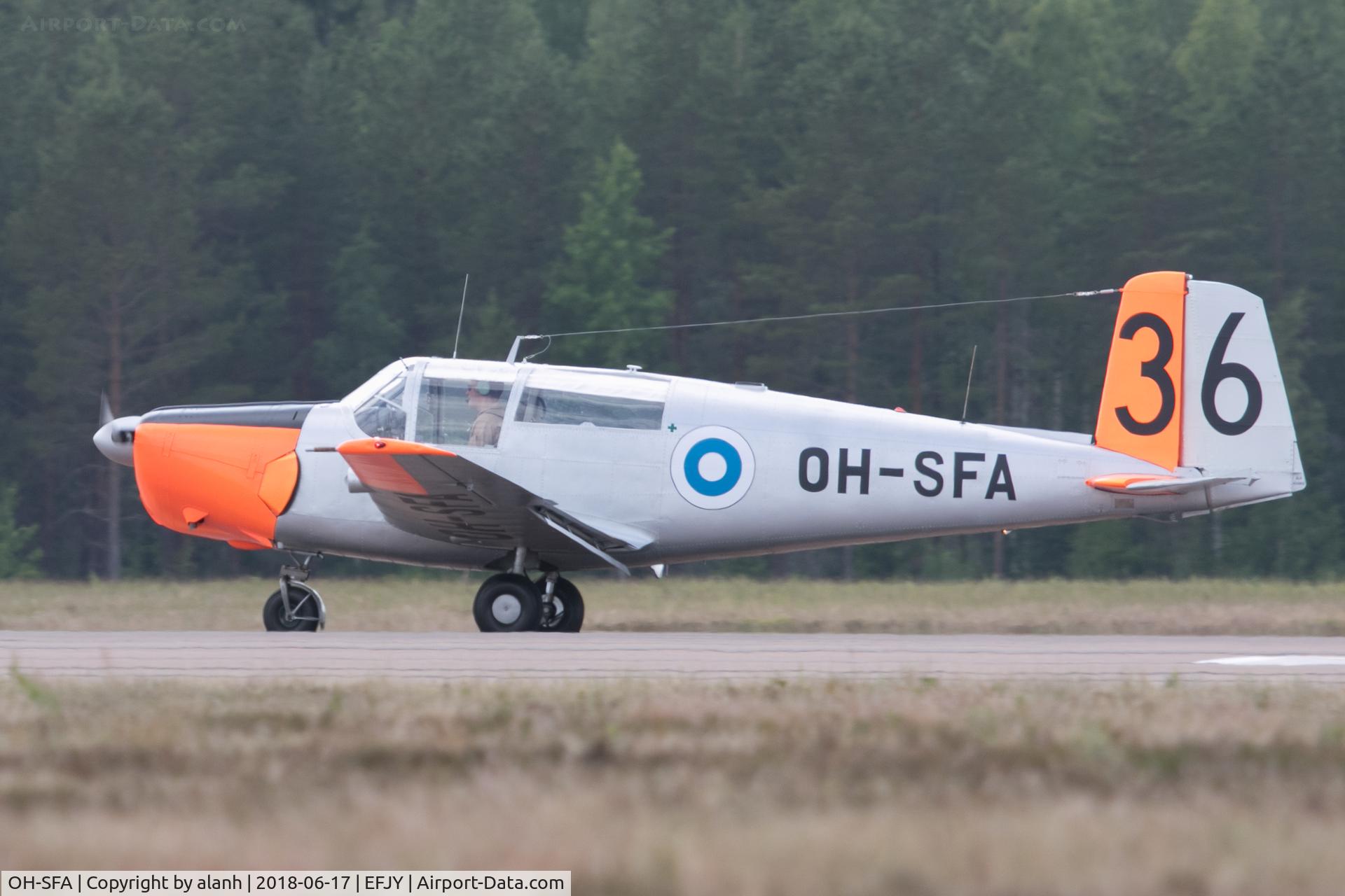 OH-SFA, 1953 Saab 91D Safir C/N 91-246, Landing after displaying at the 100th Anniversary of the Finnish Air Force airshow