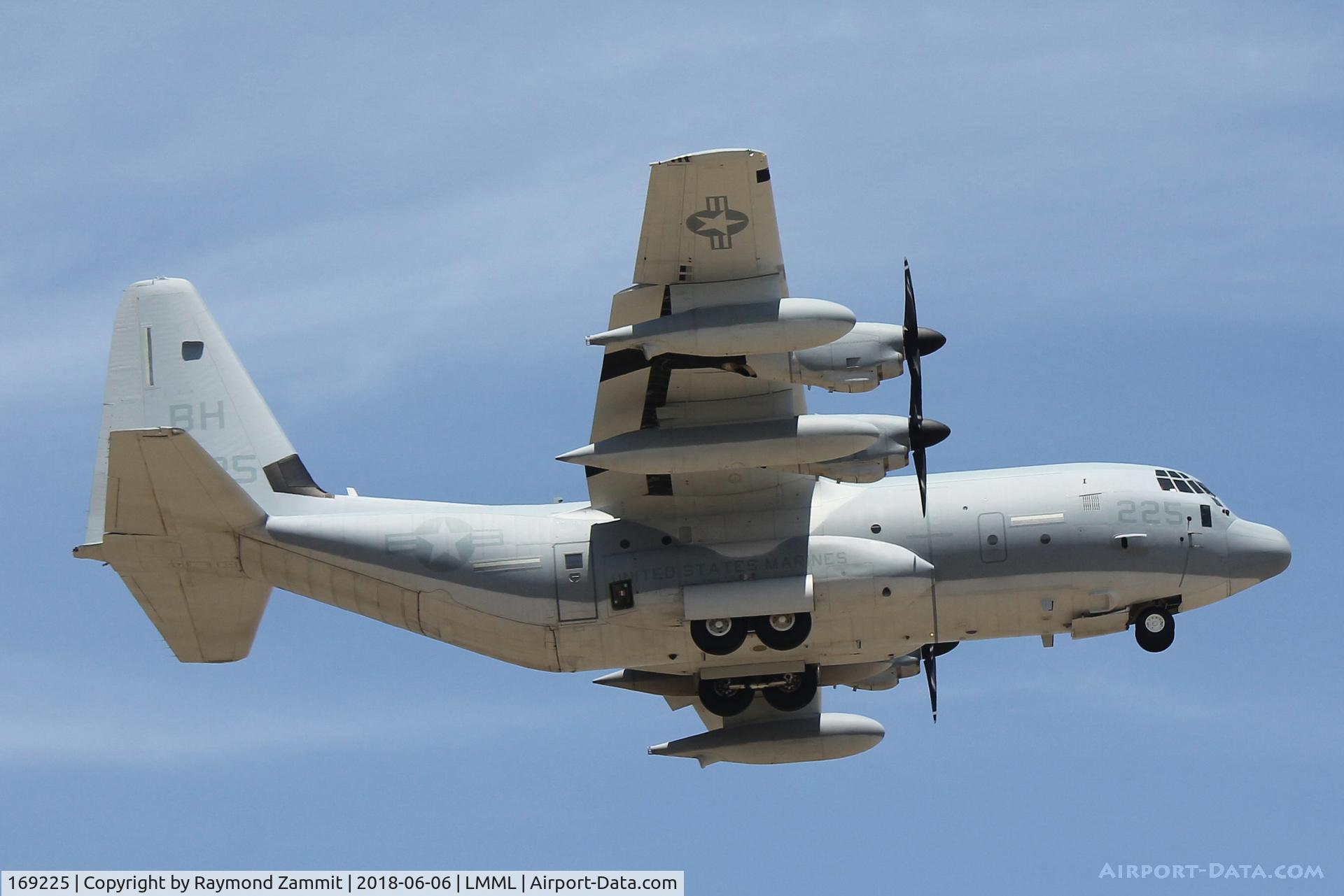 169225, Lockheed Martin KC-130J Hercules Hercules C/N 382-5792, Lockheed KC-130J Hercules 169225/BH-225 United States Marines