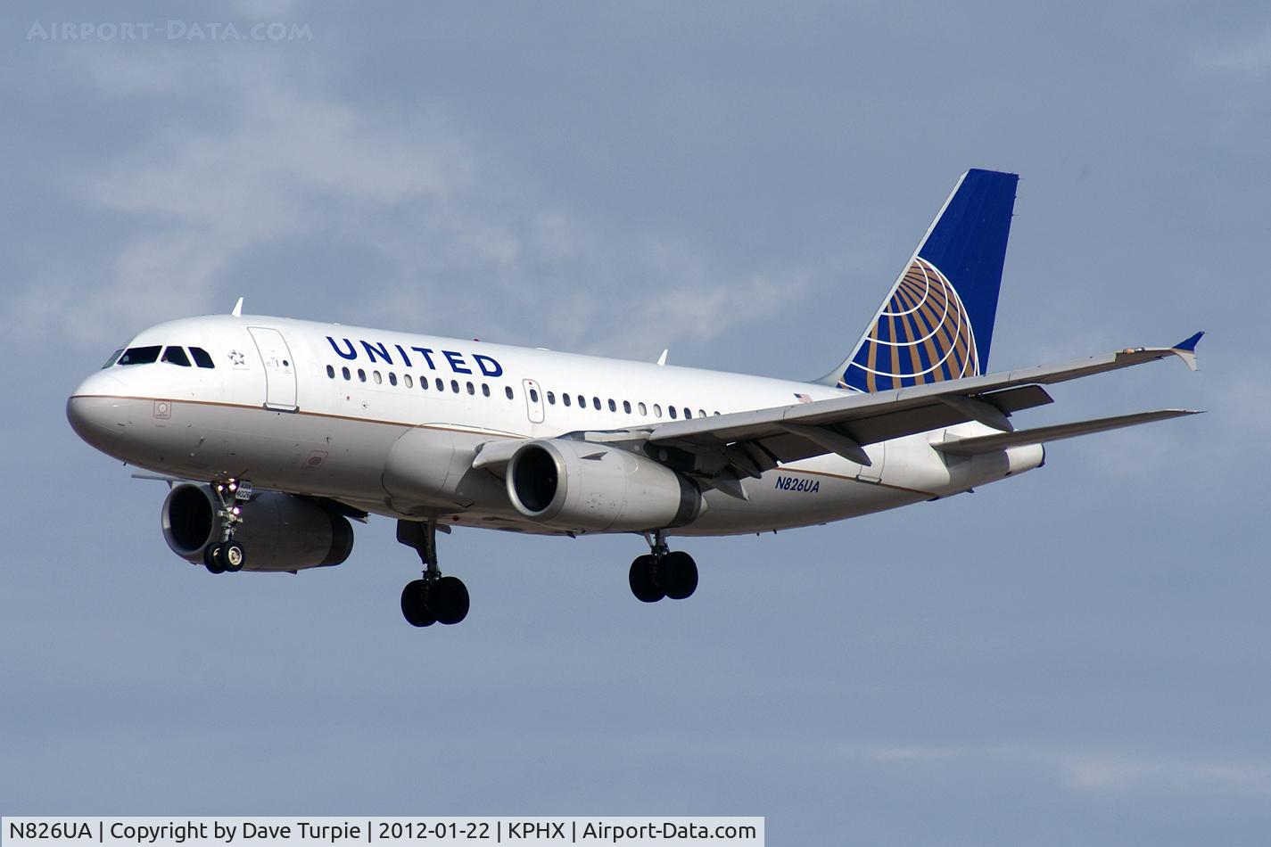 N826UA, 1999 Airbus A319-131 C/N 989, No comment.