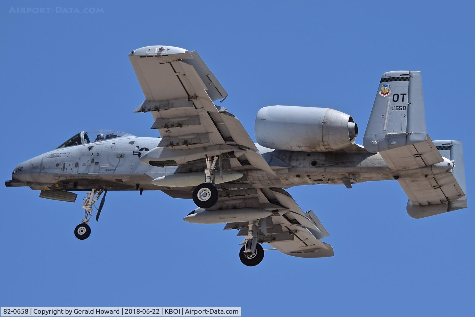 82-0658, 1982 Fairchild Republic A-10C Thunderbolt II C/N A10-0706, Landing RWY 28L. 422nd T&E Sq., 53rd Wing, 79th Test & Evaluation Group, Nellis AFB, NV.