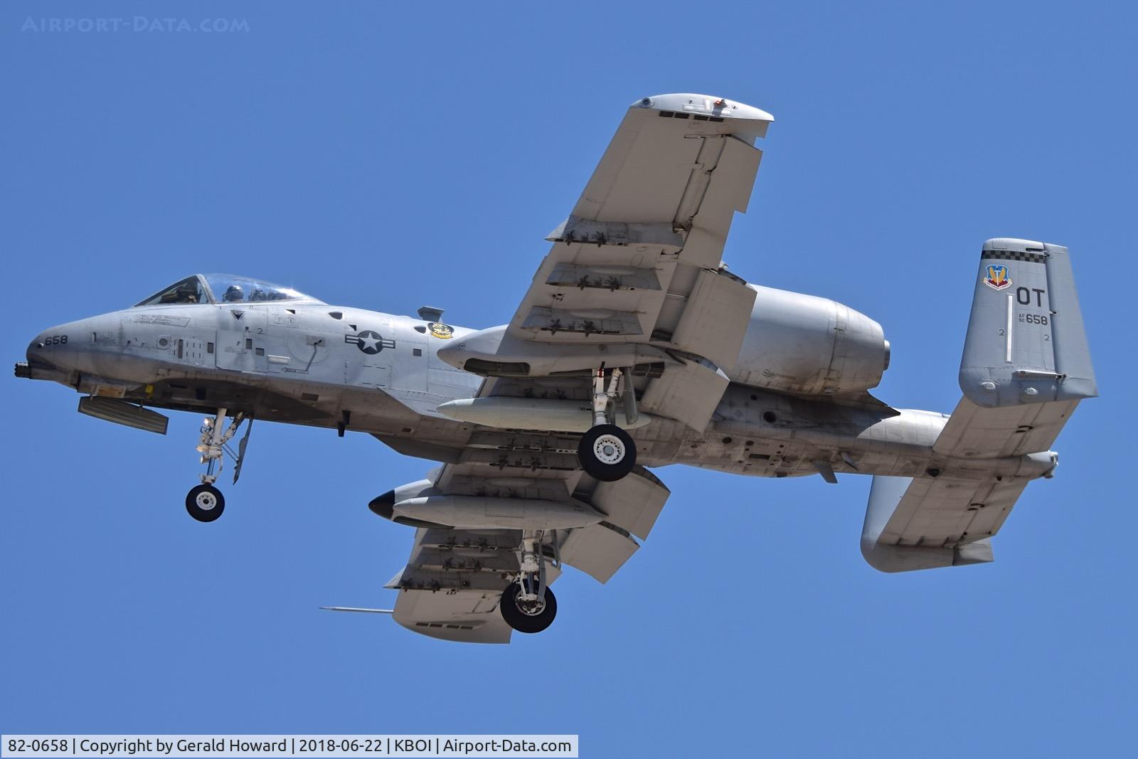 82-0658, 1982 Fairchild Republic A-10C Thunderbolt II C/N A10-0706, Landing RWY 28L. 422nd T&E Sq., 53rd Wing, 79th Test & Evaluation Group, Nellis AFB, NV.