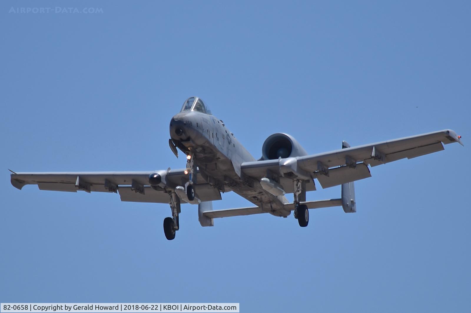 82-0658, 1982 Fairchild Republic A-10C Thunderbolt II C/N A10-0706, On approach to RWY 28L. 422nd T&E Sq., 53rd Wing, 79th Test & Evaluation Group, Nellis AFB, NV.