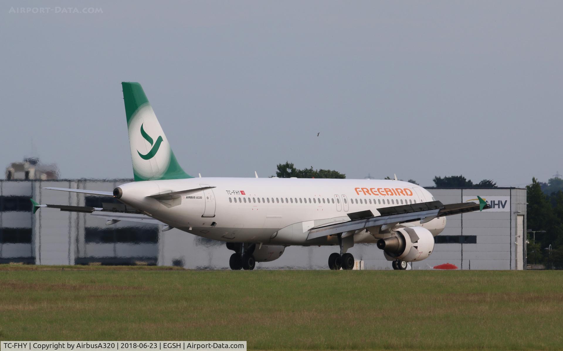 TC-FHY, 2009 Airbus A320-214 C/N 3891, Arriving at Norwich