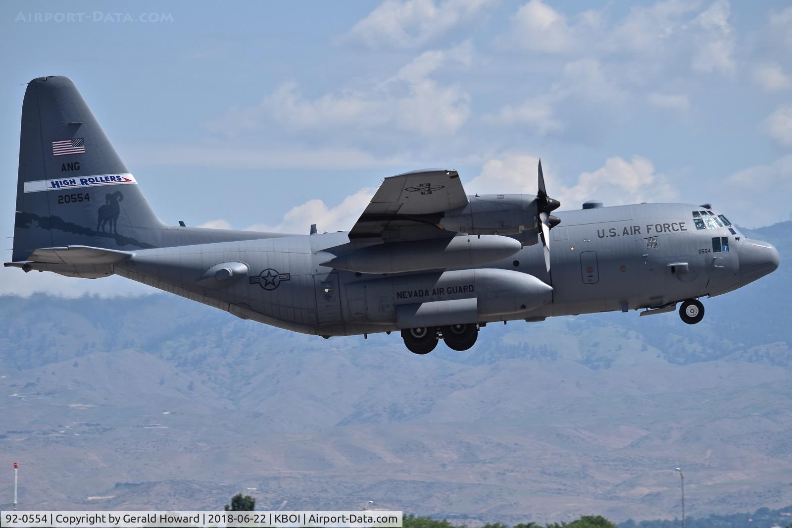 92-0554, 1992 Lockheed C-130H Hercules C/N 382-5352, Landing RWY 10R. 152nd Air Wing, NV ANG, Reno, NV.