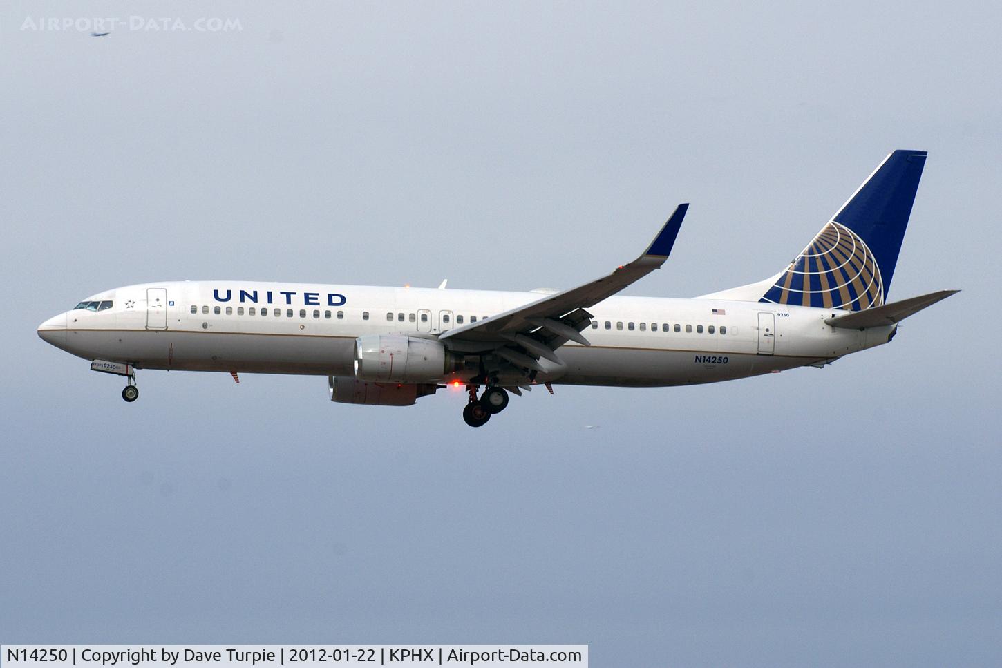 N14250, 1999 Boeing 737-824 C/N 28957, No comment.