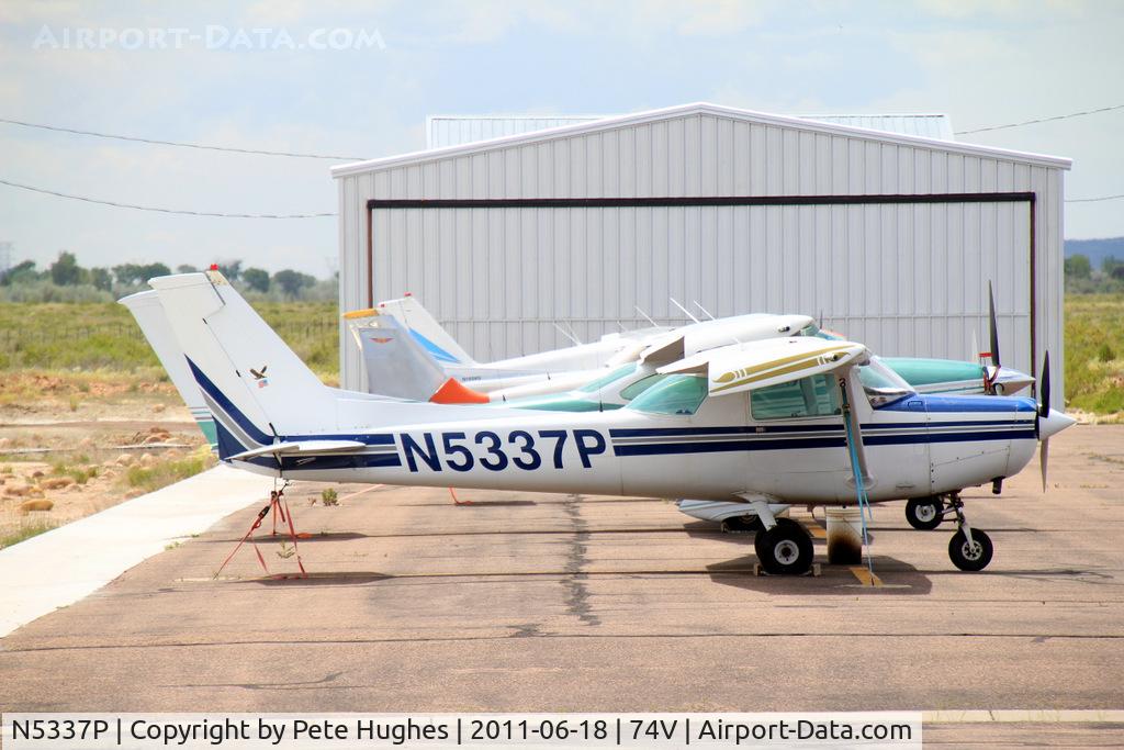 N5337P, 1981 Cessna 152 C/N 15284920, N5337P Cessna 152 at Roosevelt, Utah