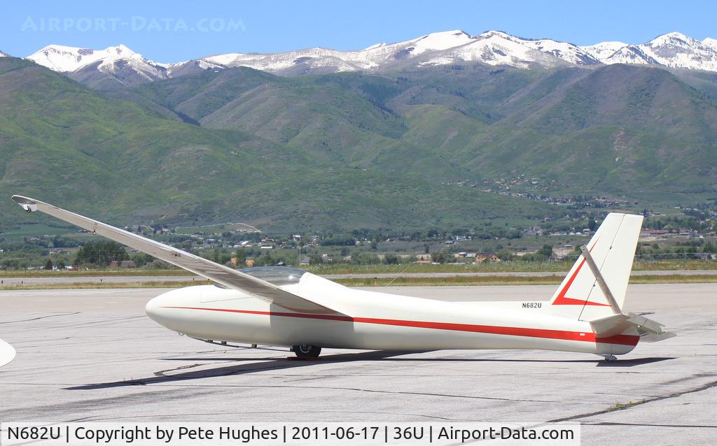 N682U, 1965 Schweizer SGS 2-32 C/N 16, N682U SGS 2-32 at Heber Valley, Utah