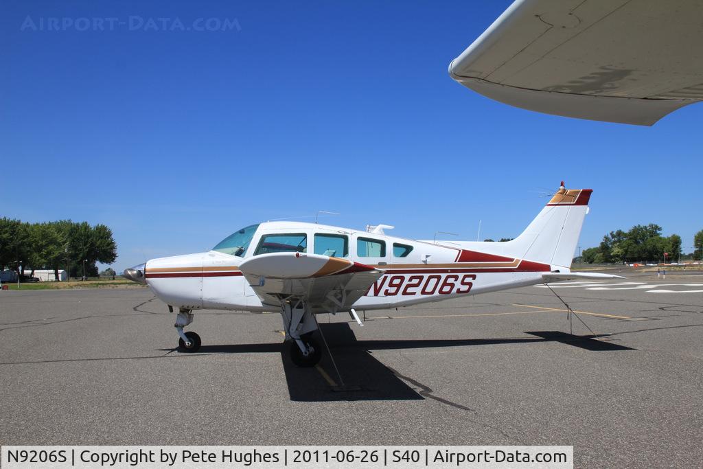 N9206S, 1975 Beech B24R Sierra C/N MC-375, N9206S Beech 24 at Prosser, WA