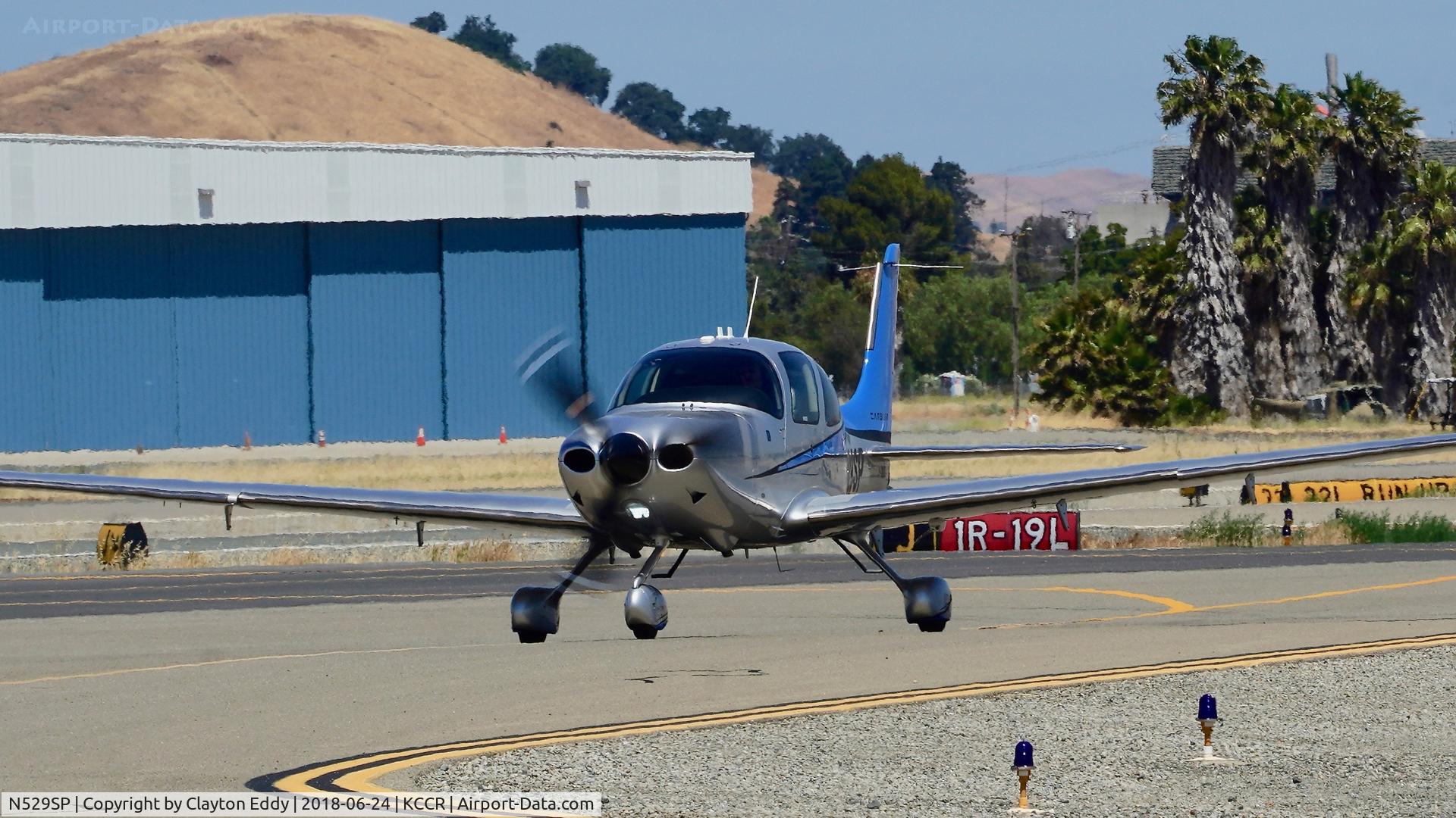 N529SP, 2015 Cirrus SR22T C/N 1085, Buchanan Field Concord California 2018.