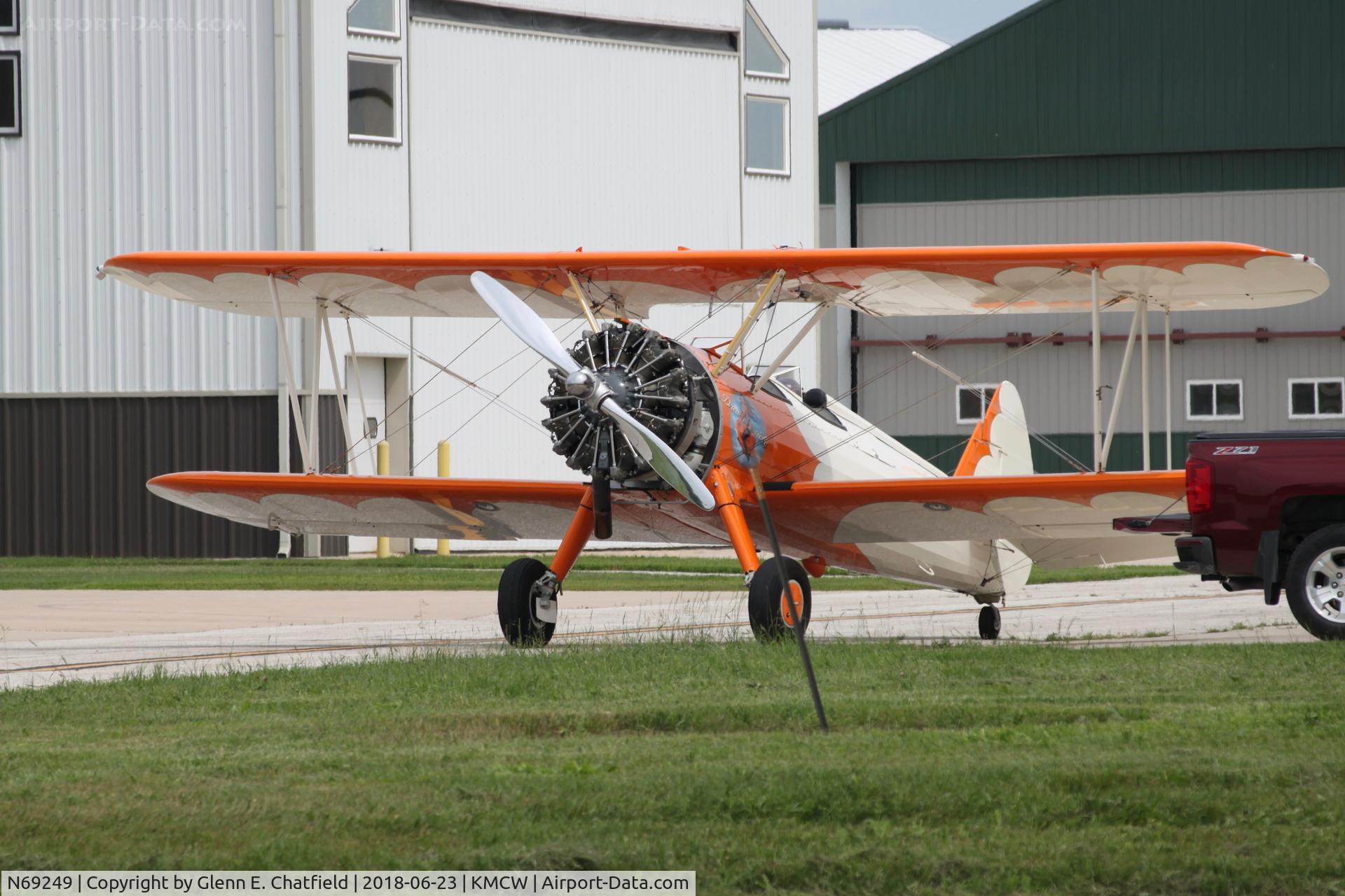 N69249, 1943 Boeing B75N1 C/N 75-6665, Testing new prop. N23-3 07061