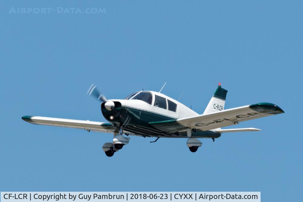 CF-LCR, 1971 Piper PA-28-140 C/N 28-7125614, Landing
