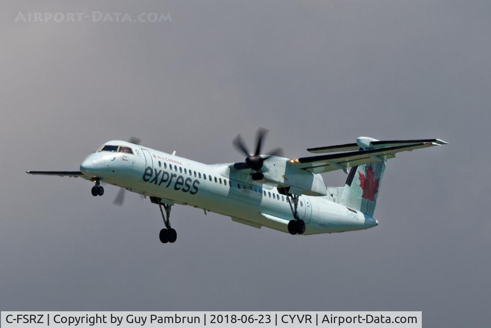 C-FSRZ, 2007 Bombardier DHC-8-402 Dash 8 C/N 4176, Landing